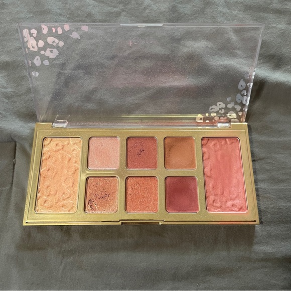 Tarte maneater eye shadow / blush palette - Picture 2 of 5